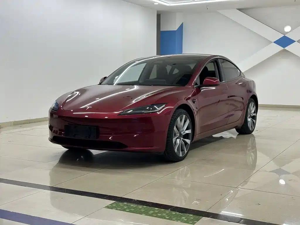 Model 3 2023 Rear-Wheel Drive — миниатюра 1