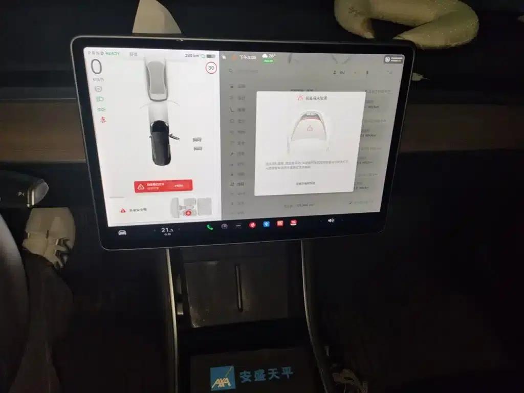 Model 3 2020 Facelift Long Range Rear-Wheel Drive — миниатюра 9