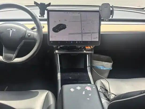 Model 3 2020 Facelift Long Range Rear-Wheel Drive — миниатюра 7