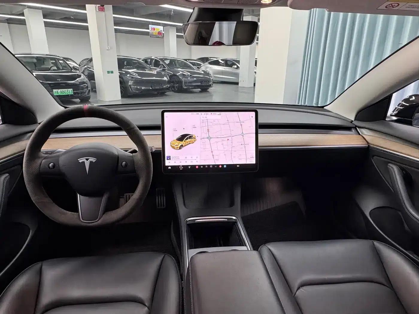 Model 3 2021 Performance All-Wheel Drive — миниатюра 3