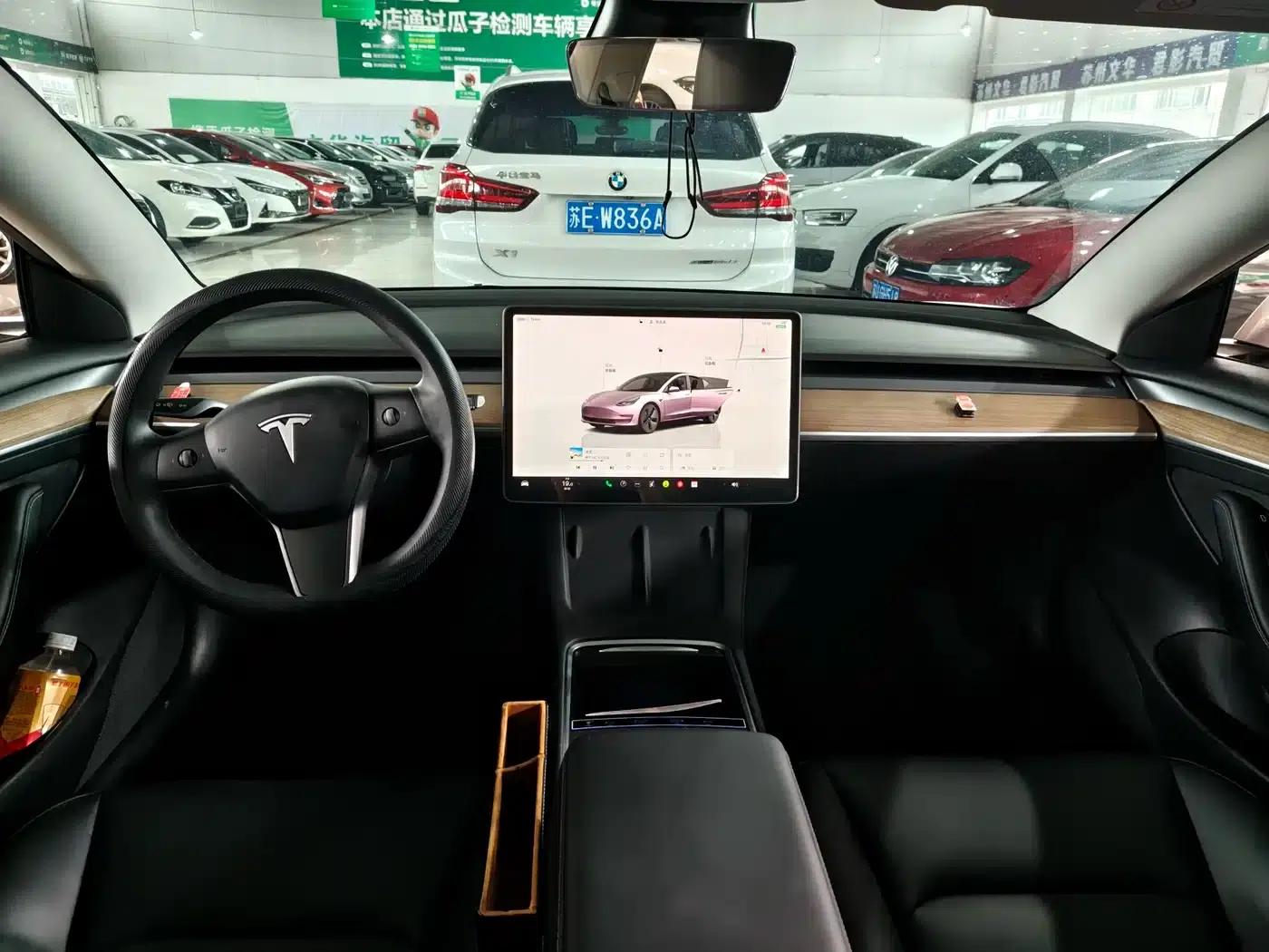 Model 3 2022 Rear-Wheel Drive — миниатюра 4