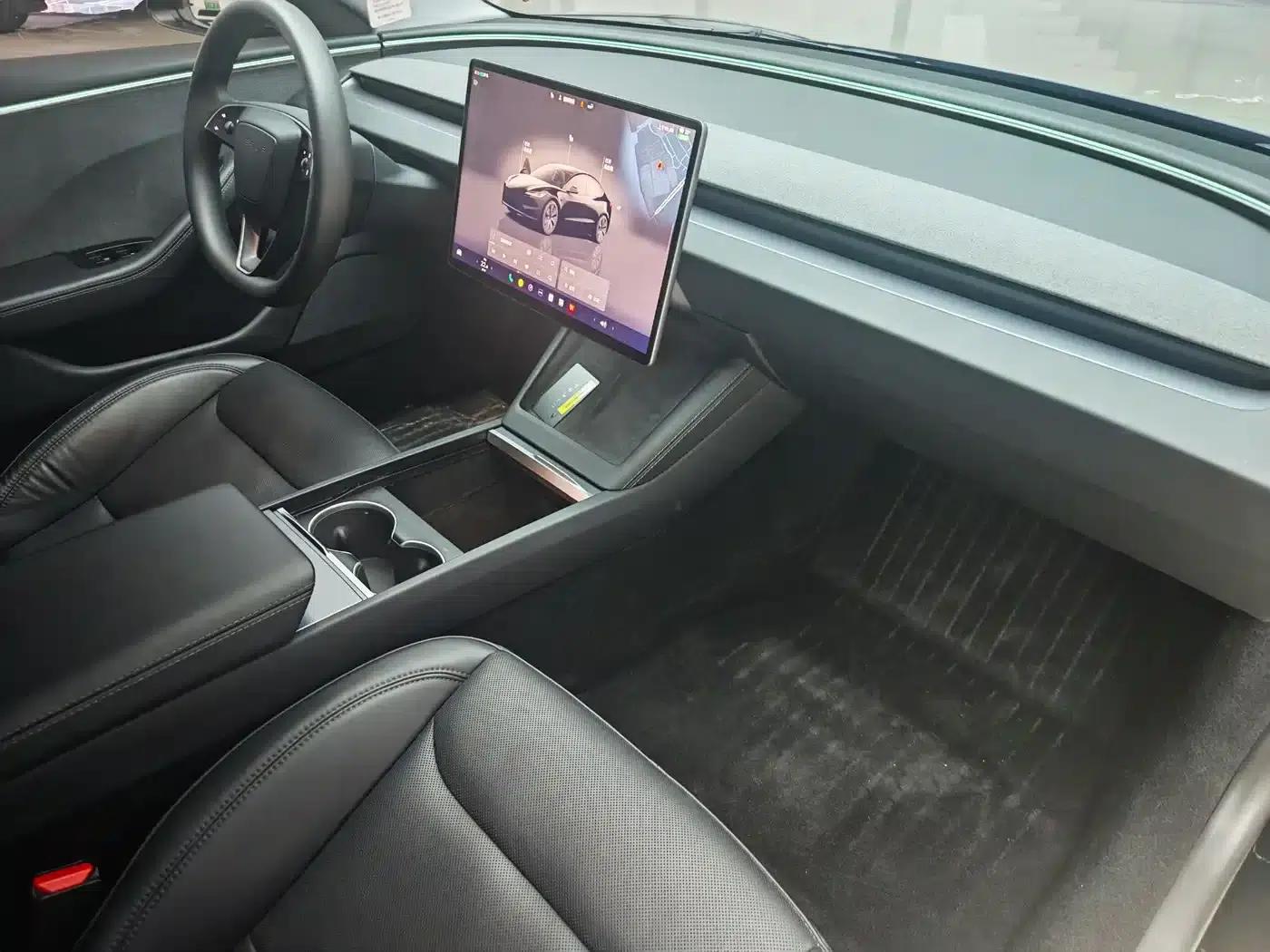 Model 3 2023 Rear-Wheel Drive — миниатюра 11