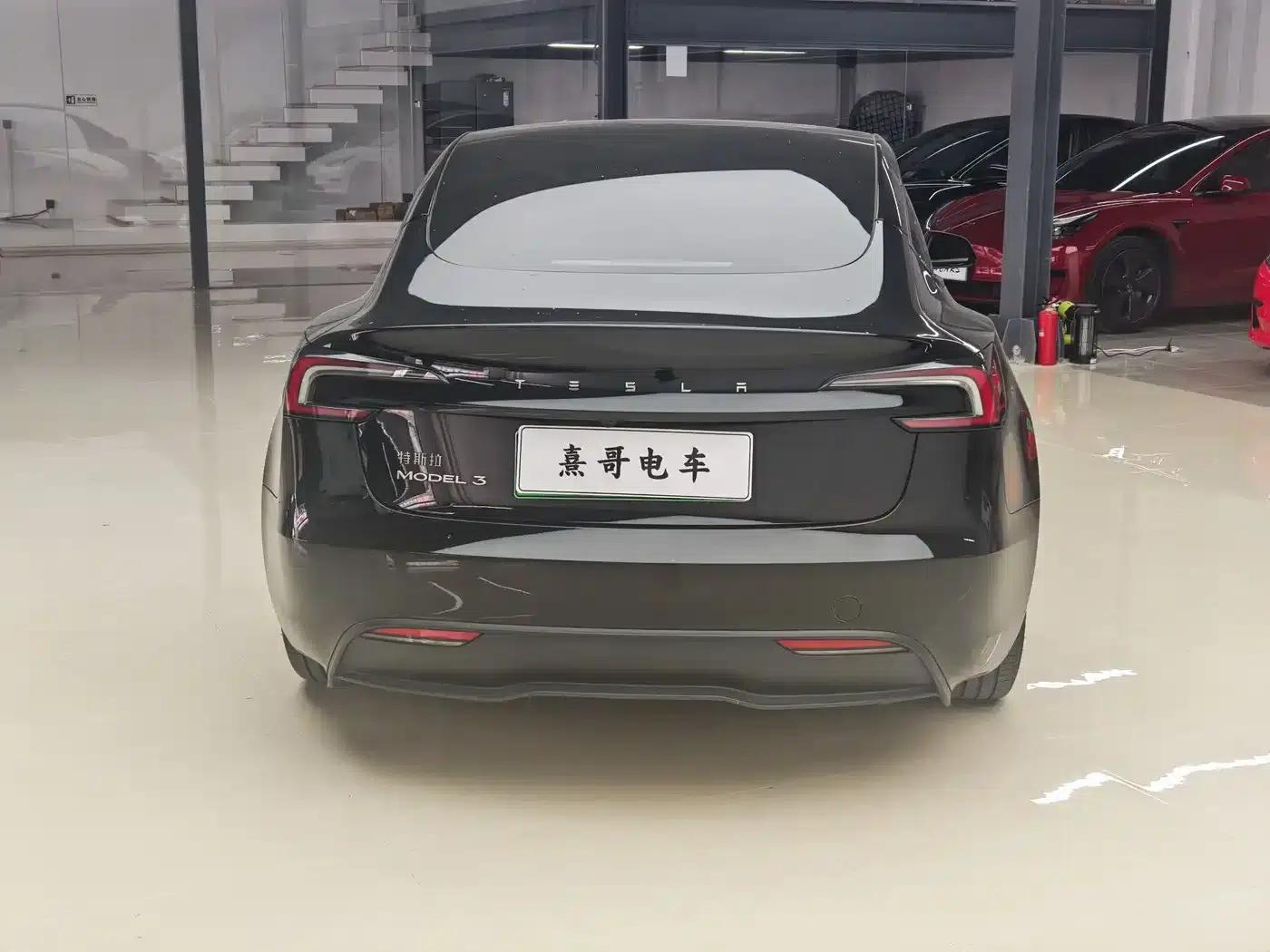 Model 3 2023 Rear-Wheel Drive — миниатюра 6