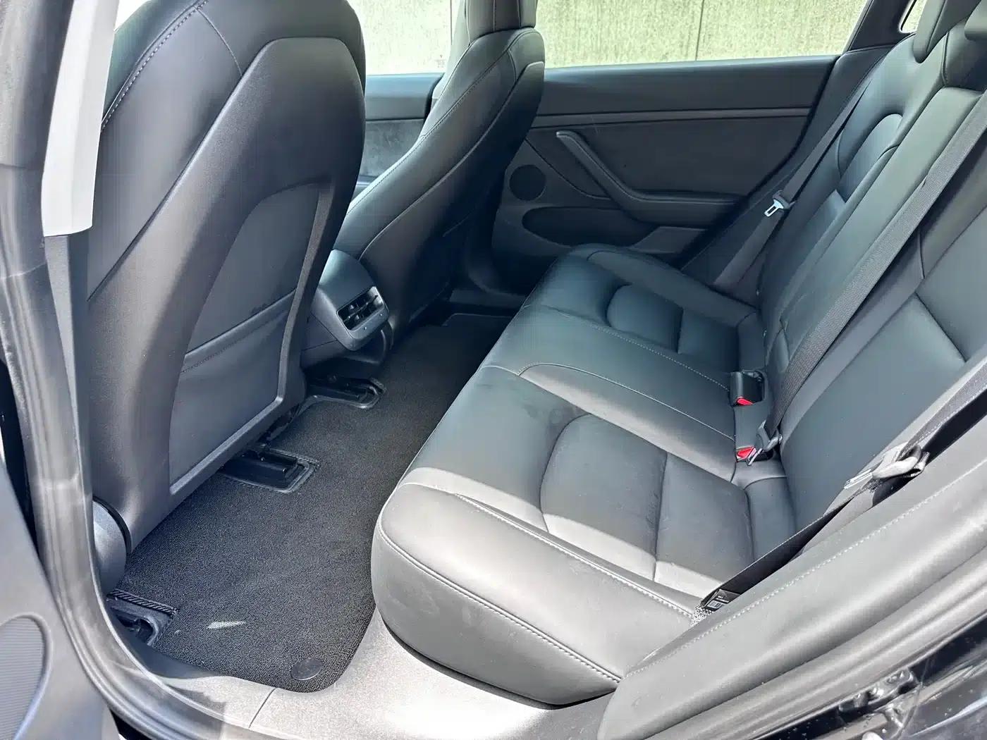Model 3 2022 Rear-Wheel Drive — миниатюра 4