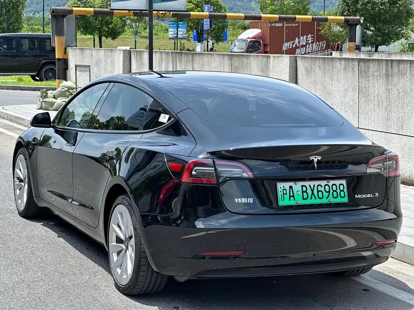 Model 3 2022 Rear-Wheel Drive — миниатюра 6