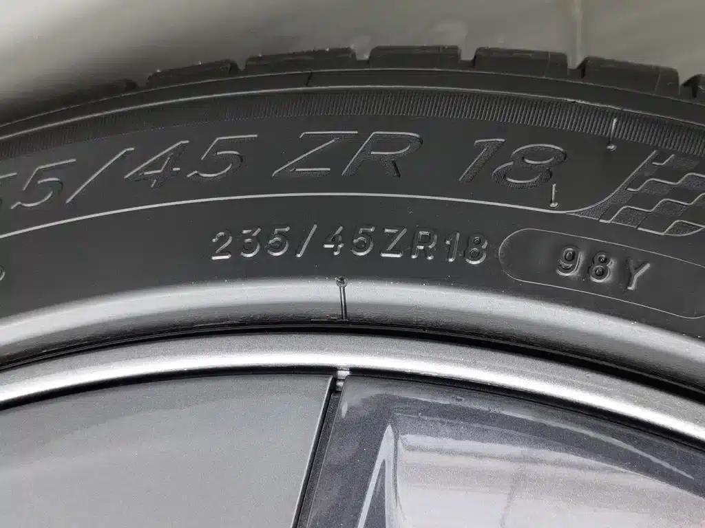 Model 3 2021 Standard Range Rear-Wheel Drive Upgrade — миниатюра 24