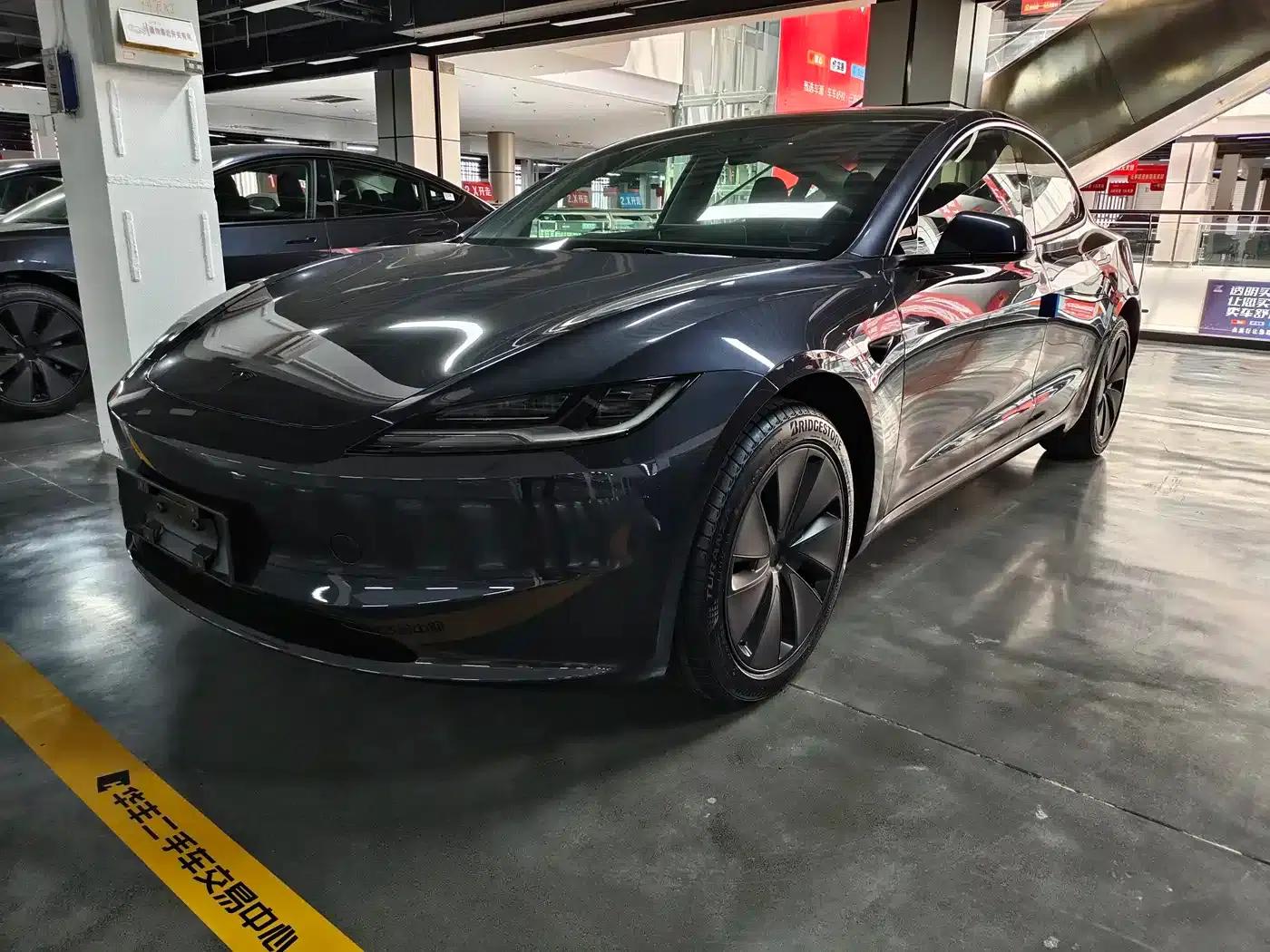 Model 3 2025 Facelift Rear-Wheel Drive Version — миниатюра 1