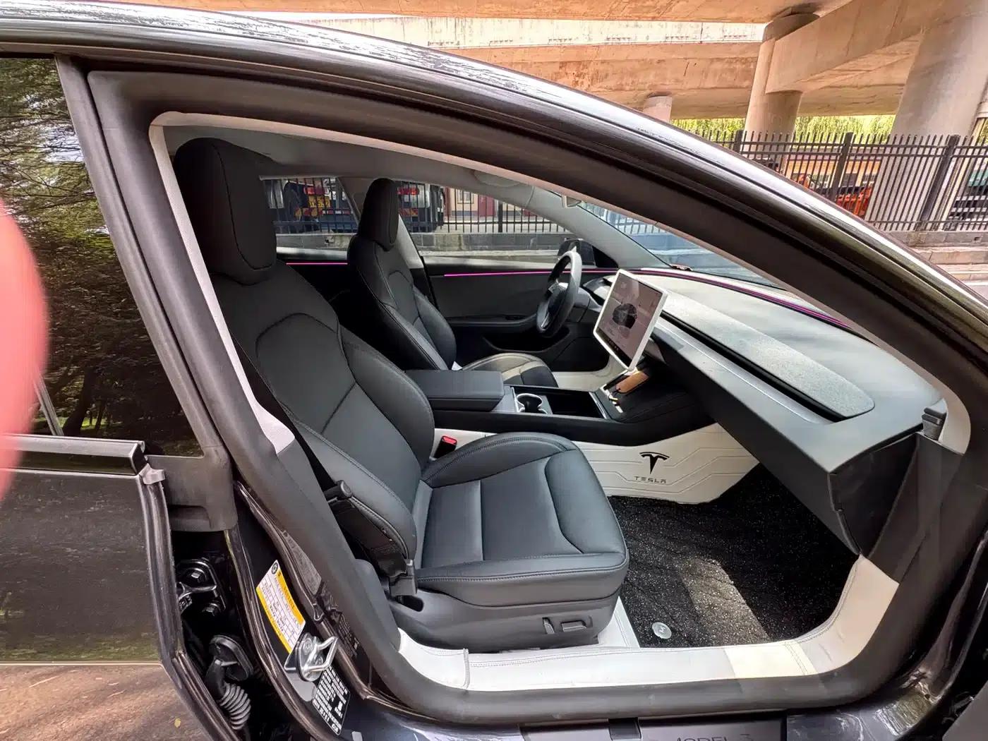 Model 3 2025 Rear-Wheel Drive — миниатюра 4