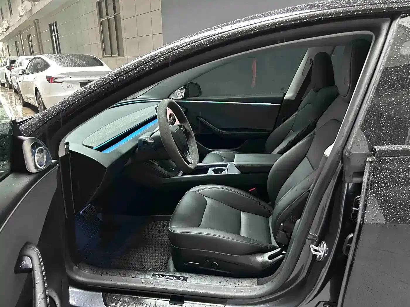 Model 3 2023 Rear-Wheel Drive — миниатюра 14
