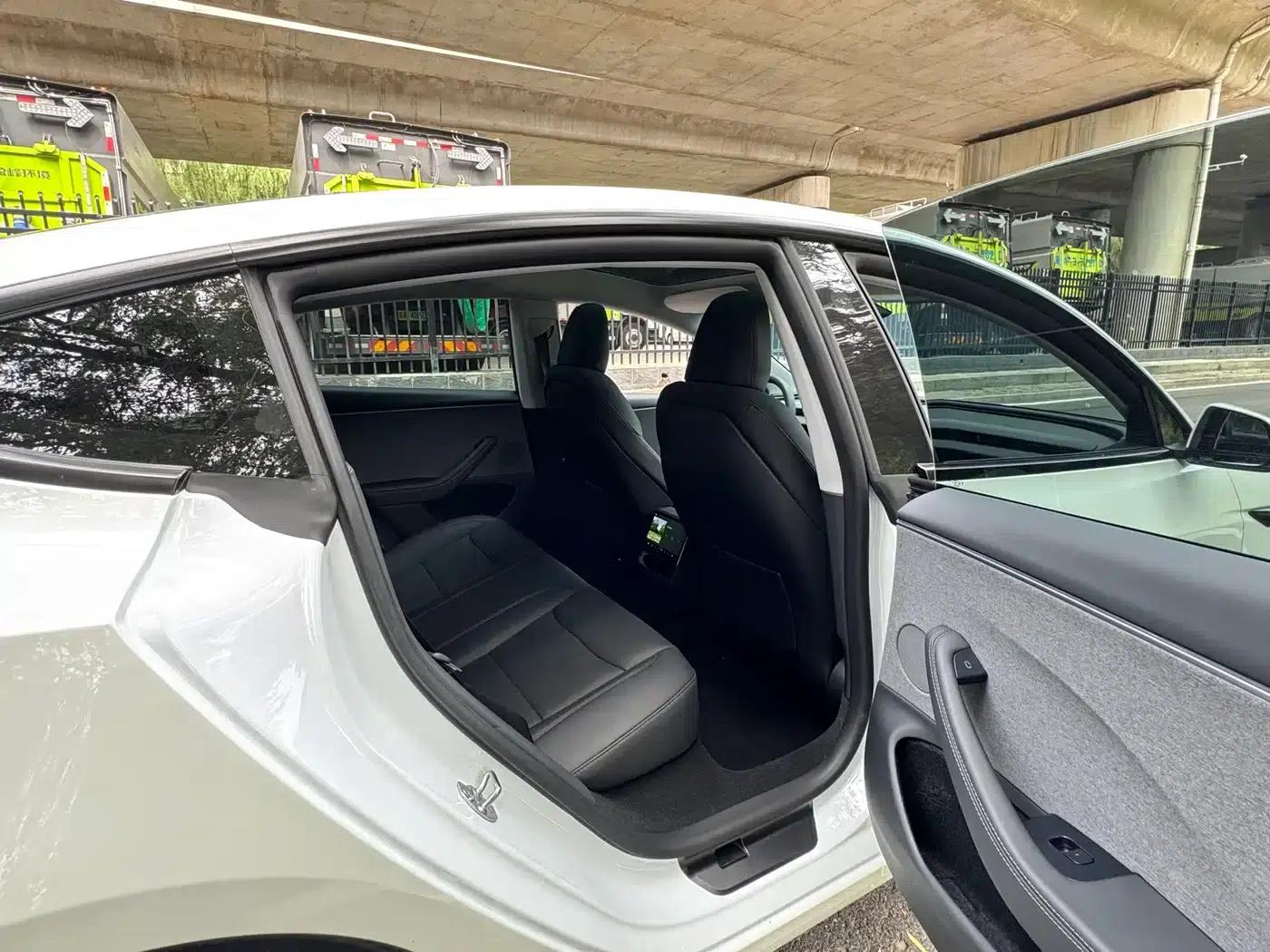 Model 3 2025 Rear-Wheel Drive — миниатюра 11