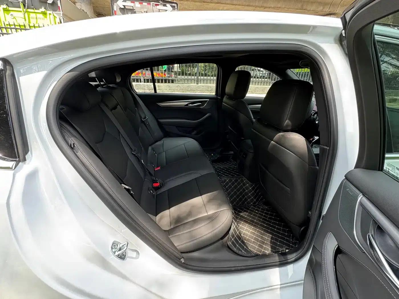 Model 3 2025 Rear-Wheel Drive — миниатюра 13