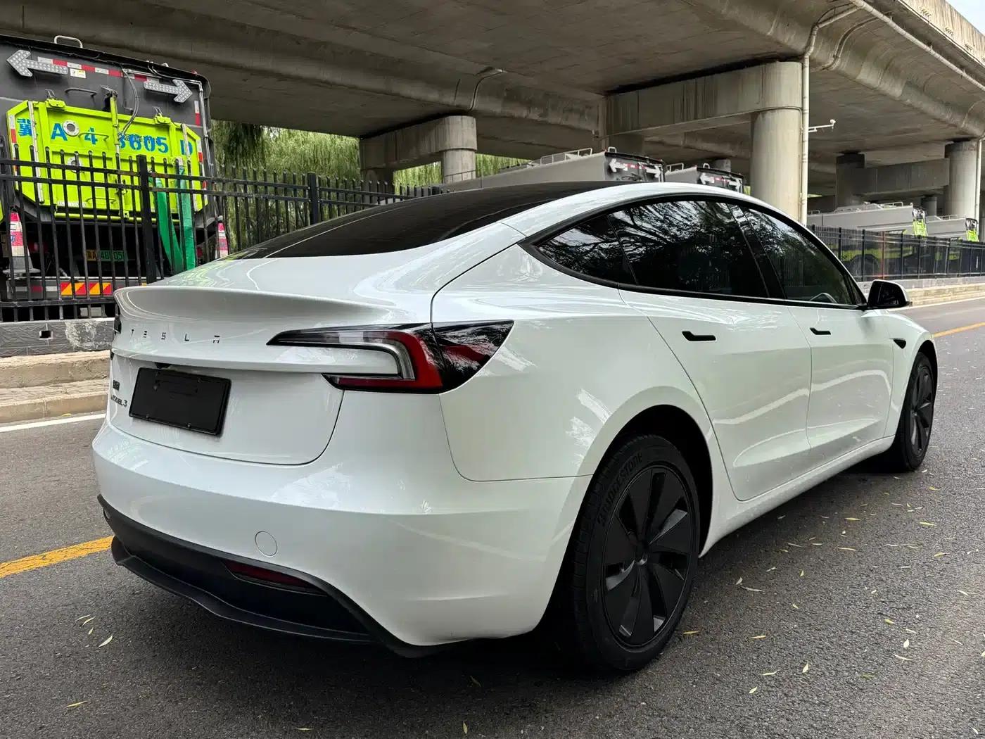 Model 3 2025 Rear-Wheel Drive — миниатюра 19