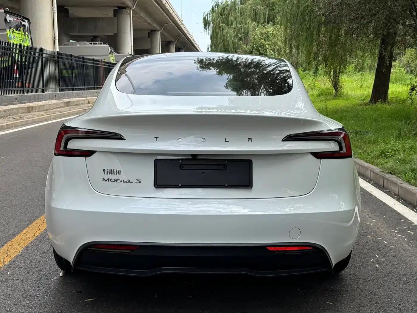 Model 3 2025 Rear-Wheel Drive — миниатюра 20