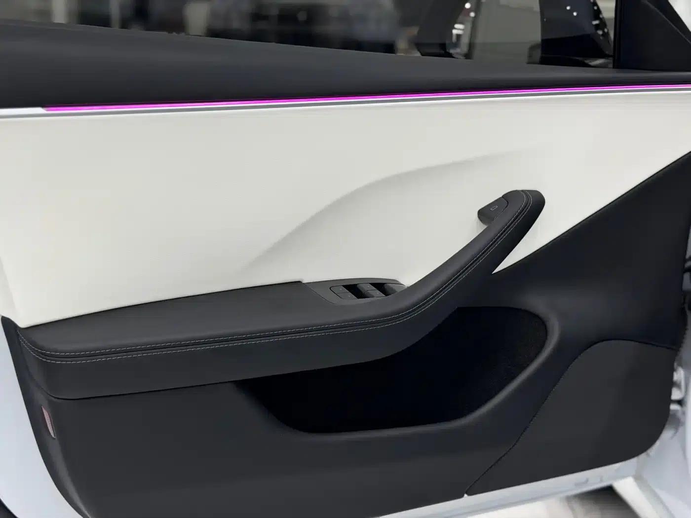 Model 3 2023 Rear-Wheel Drive — миниатюра 14