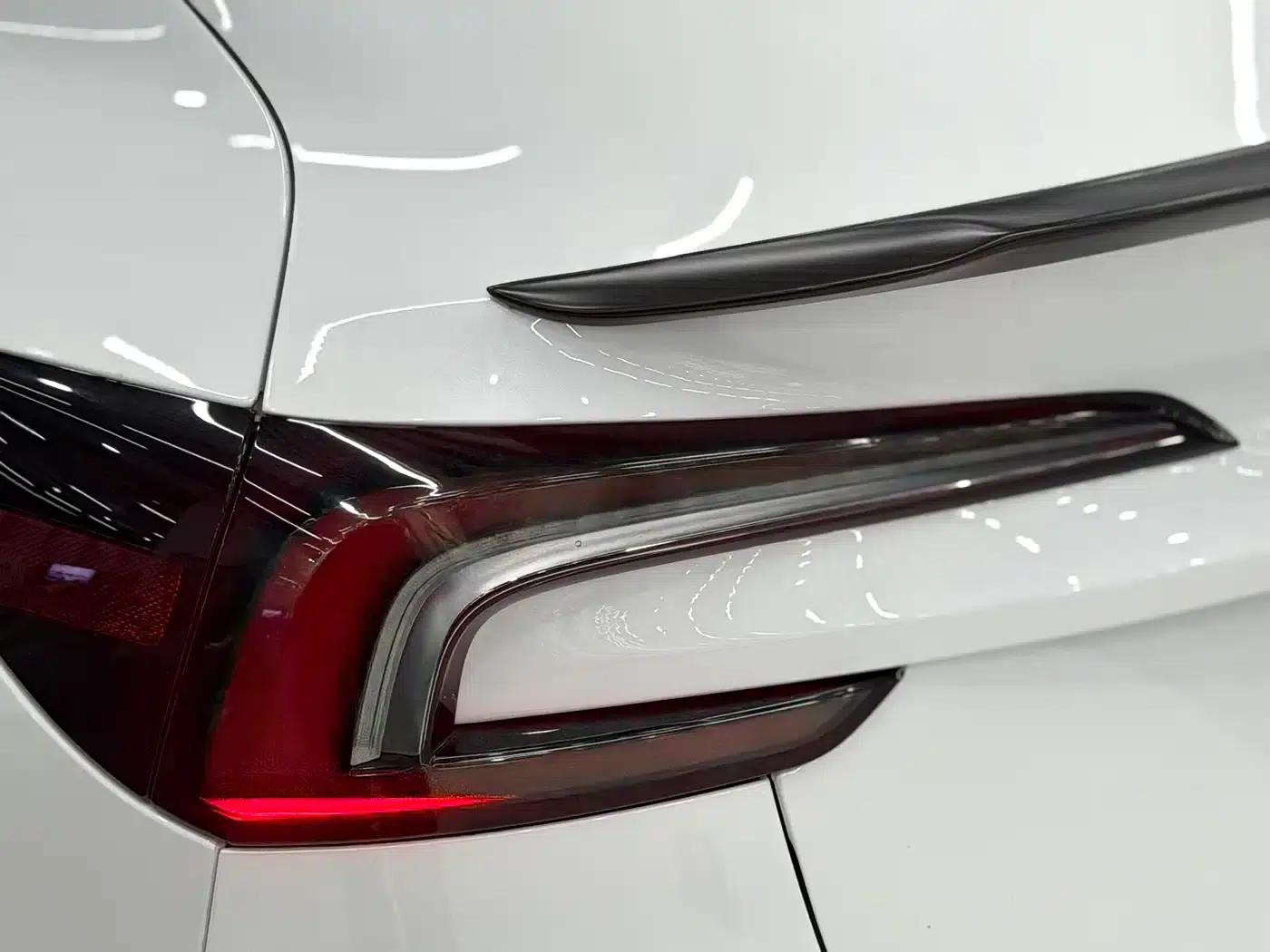 Model 3 2023 Rear-Wheel Drive — миниатюра 16