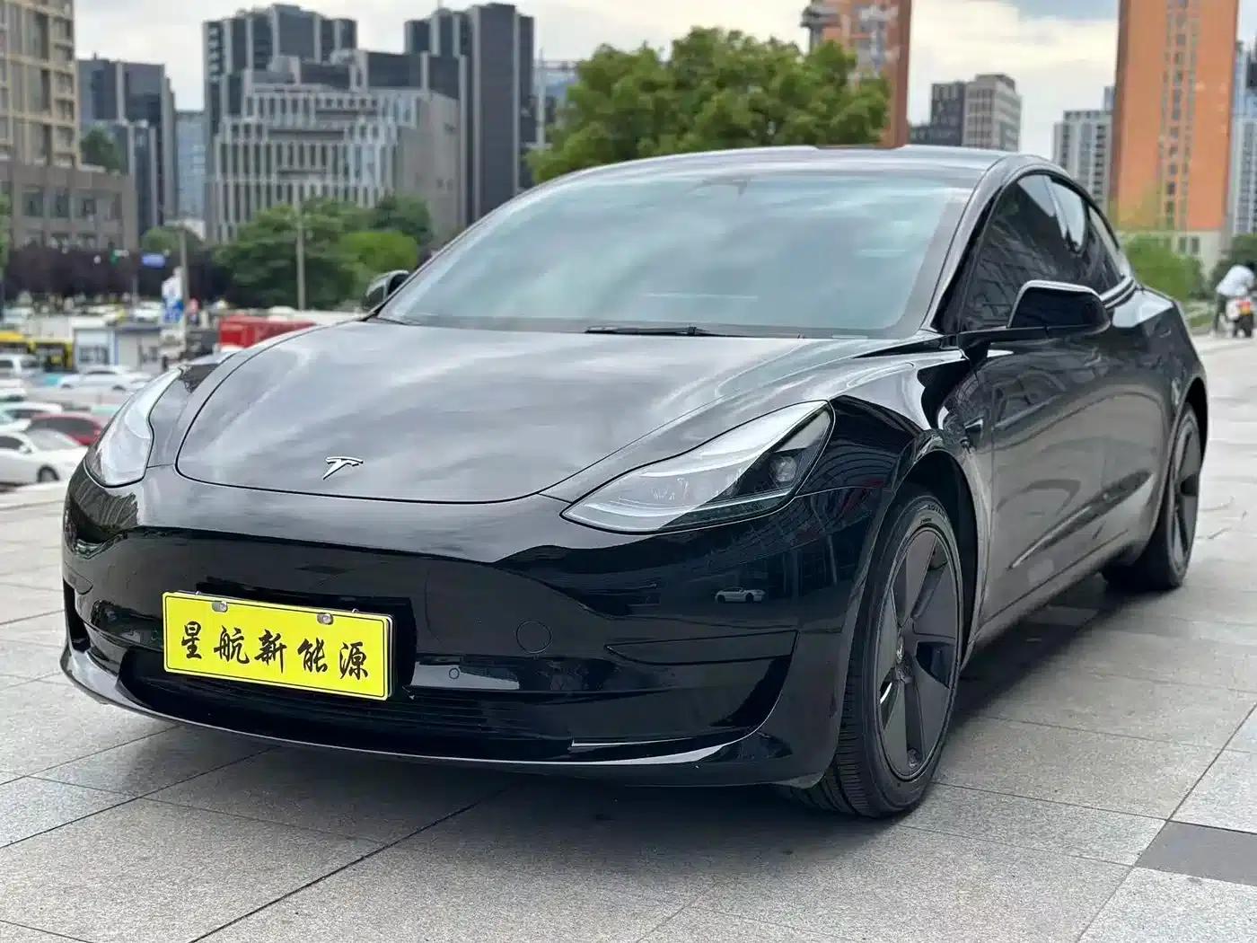 Model 3 2022 Rear-Wheel Drive — миниатюра 1