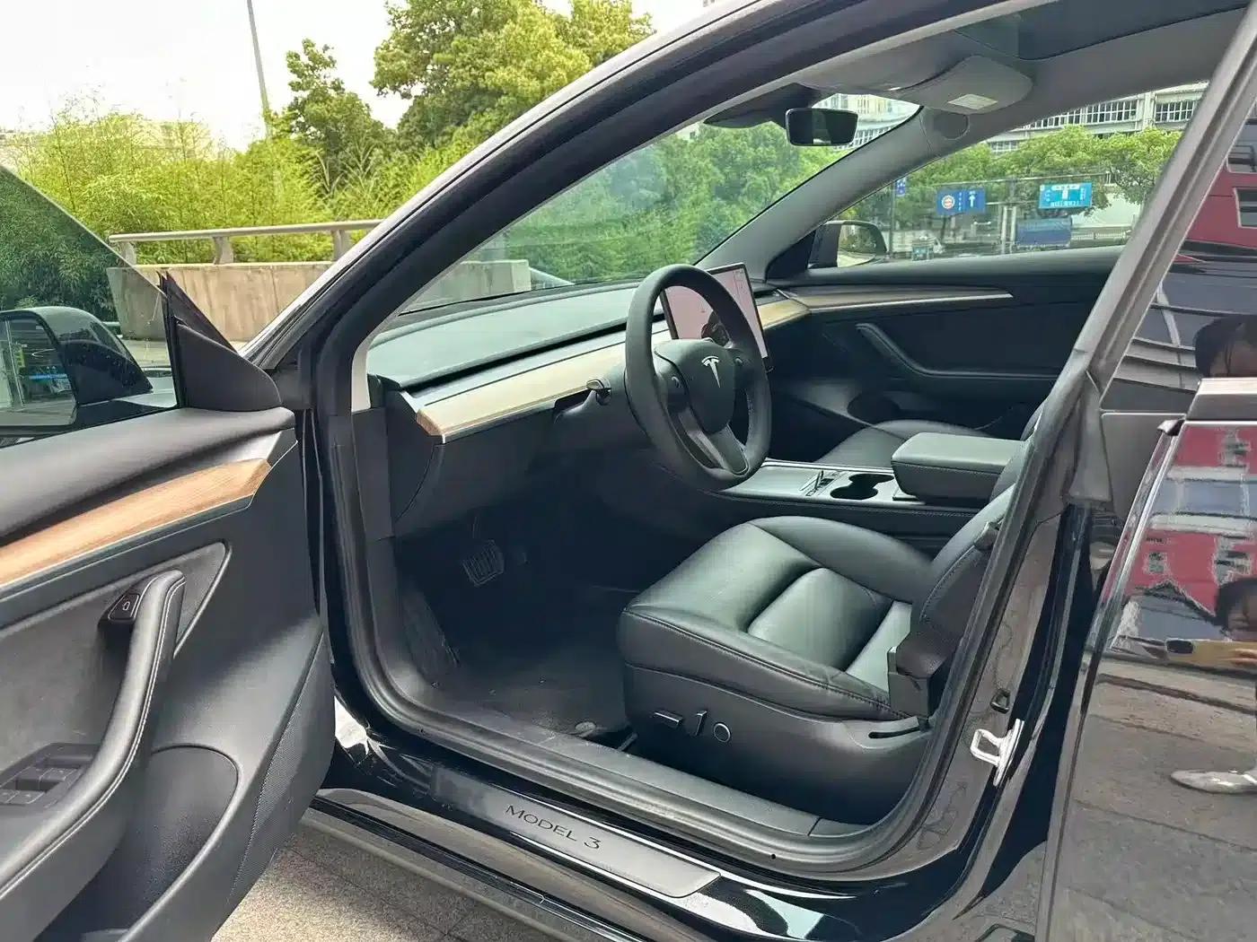 Model 3 2022 Rear-Wheel Drive — миниатюра 13