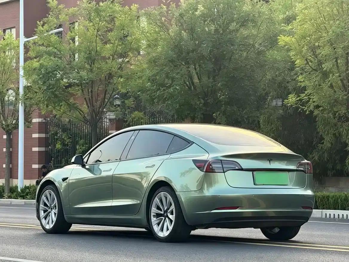Model 3 2023 Rear-Wheel Drive — миниатюра 7