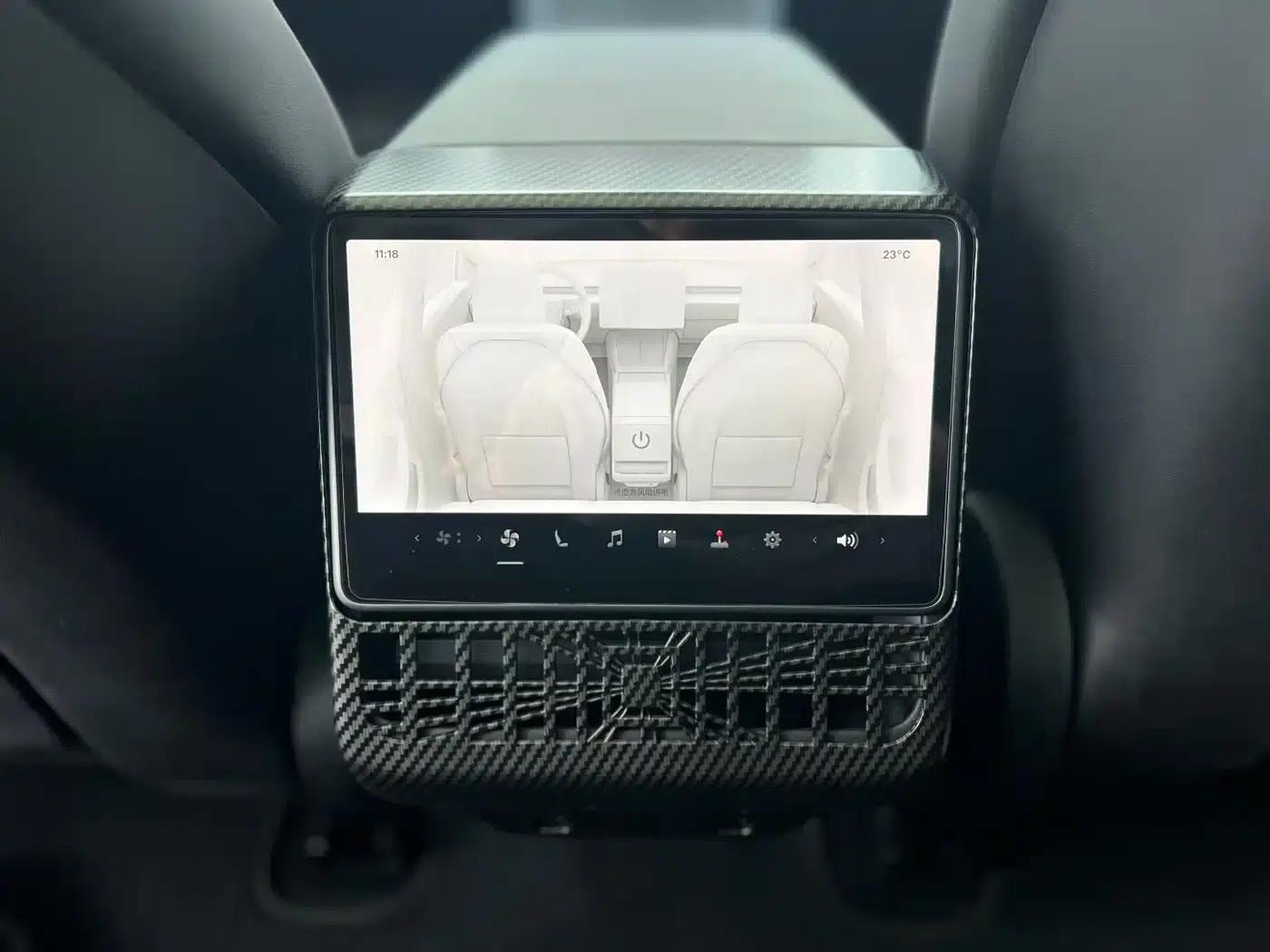 Model 3 2023 Long Range All-Wheel Drive — миниатюра 8