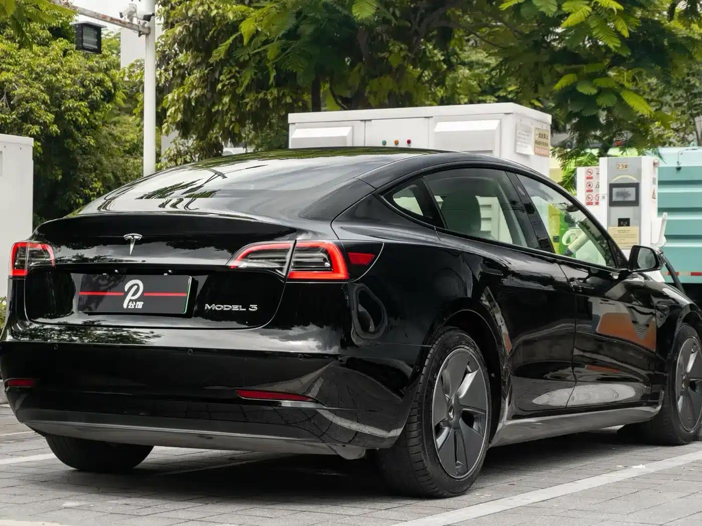Model 3 2022 Rear-Wheel Drive — миниатюра 6