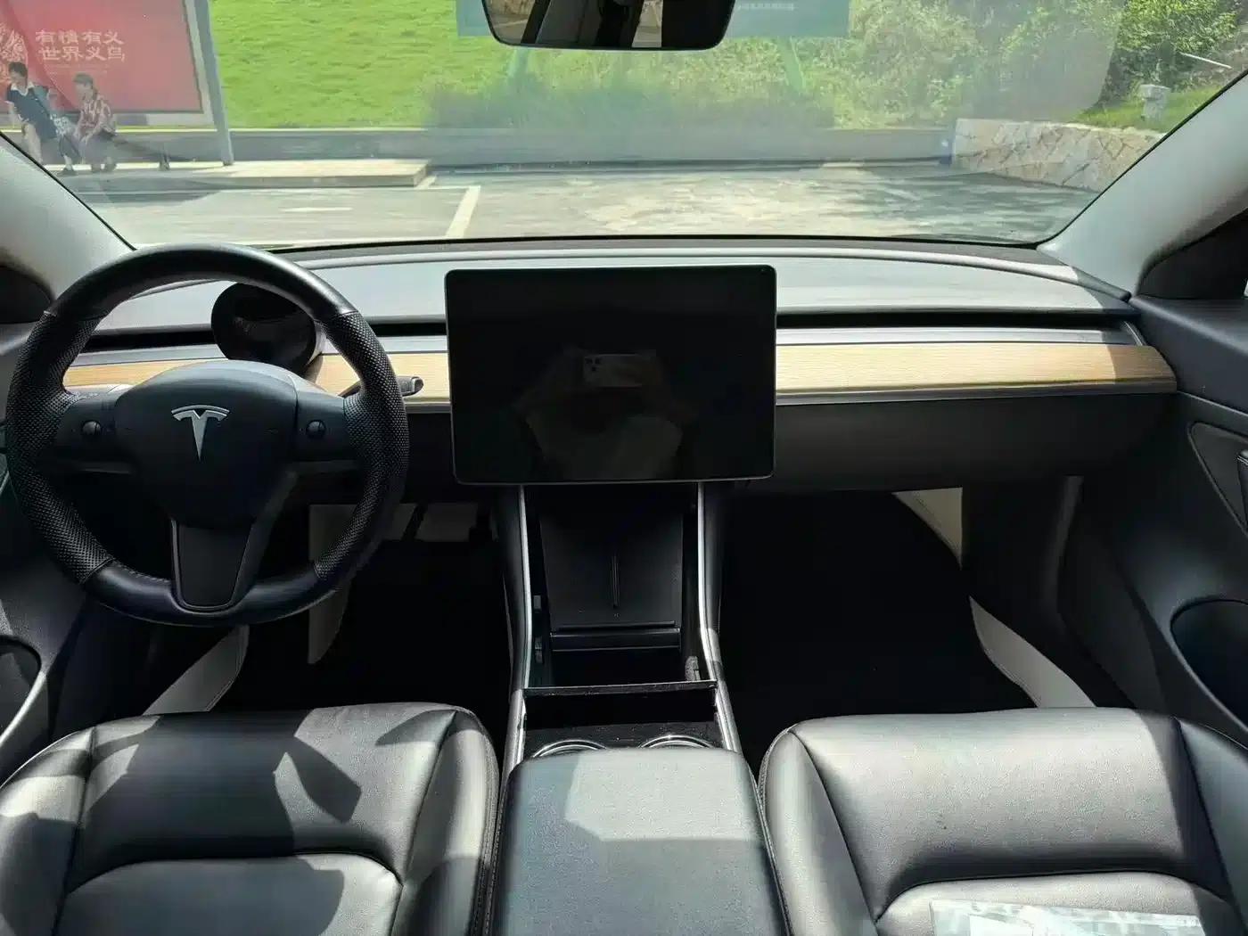 Model 3 2019 Standard Range Rear-Wheel Drive Upgrade — миниатюра 9