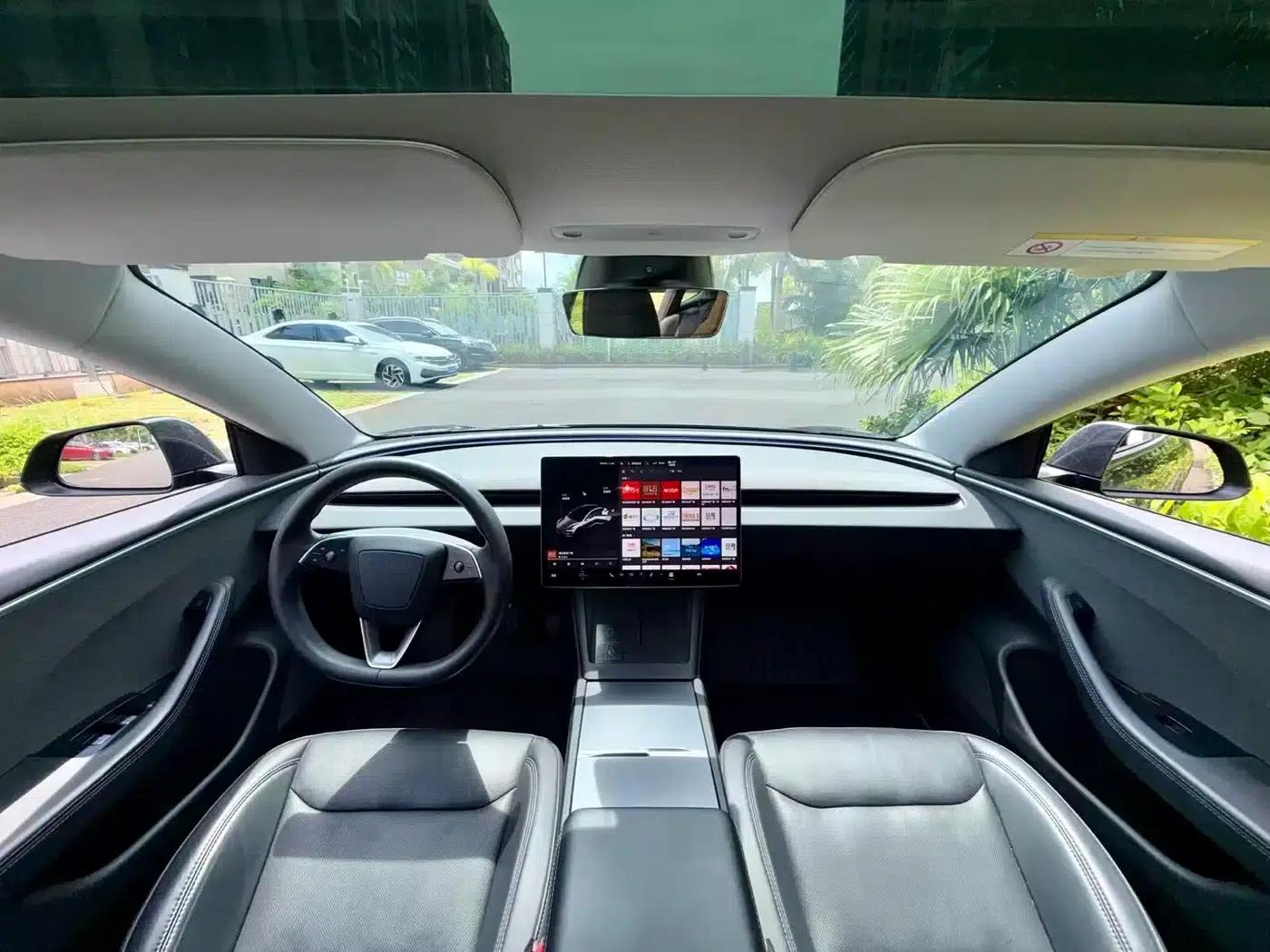 Model 3 2023 Rear-Wheel Drive — миниатюра 15