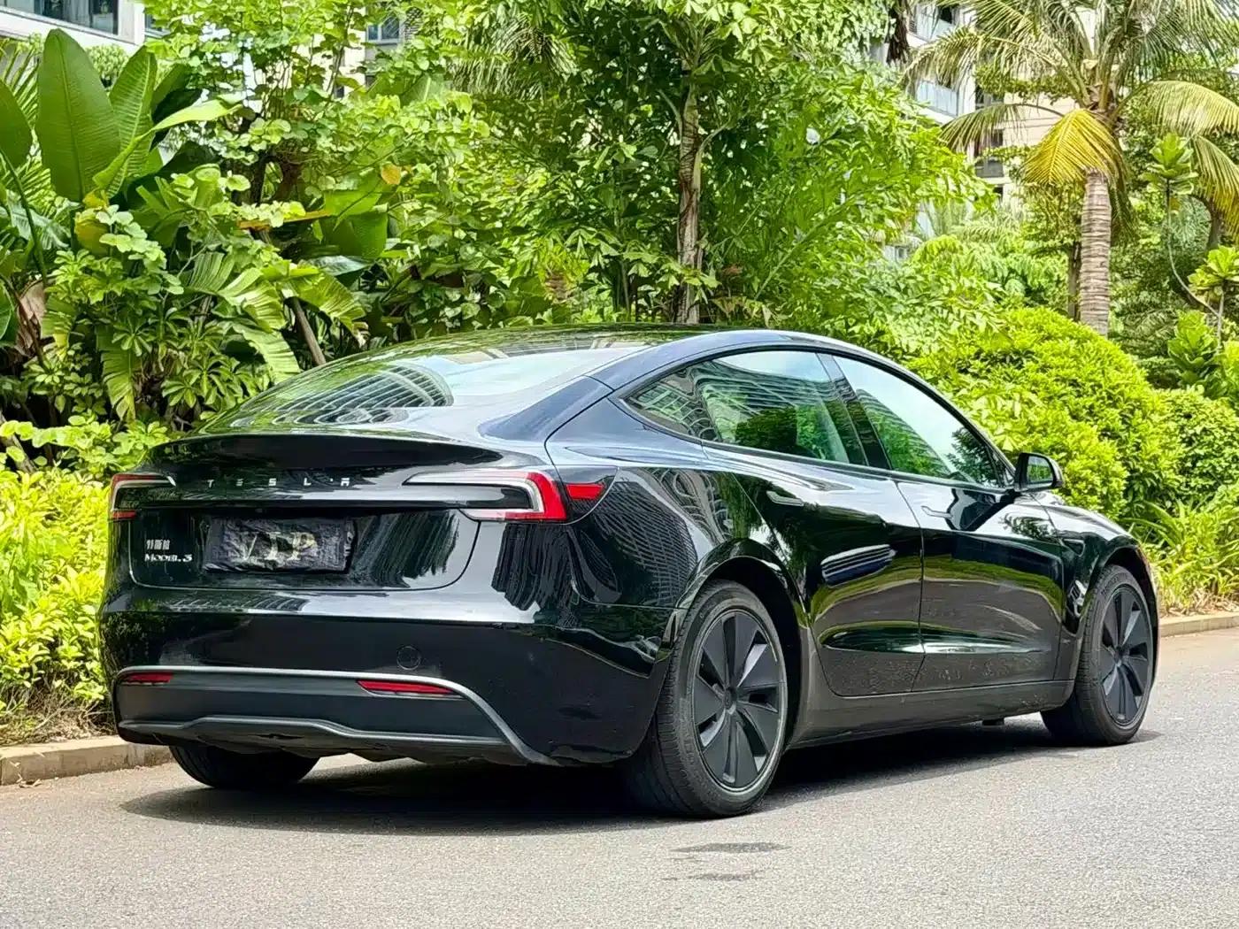 Model 3 2023 Rear-Wheel Drive — миниатюра 7