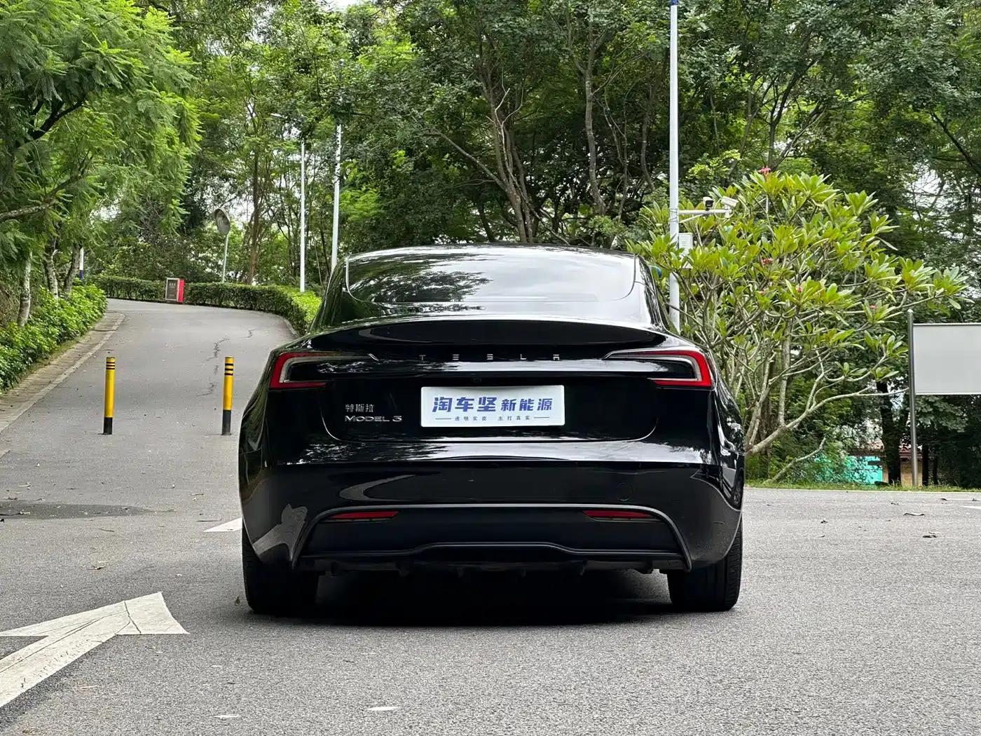 Model 3 2025 Rear-Wheel Drive — миниатюра 8