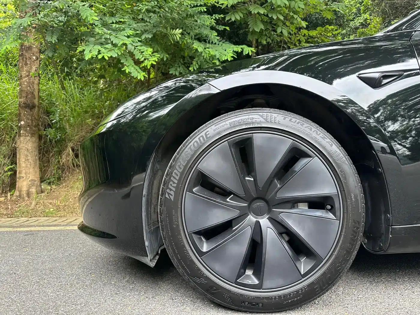 Model 3 2025 Rear-Wheel Drive — миниатюра 10
