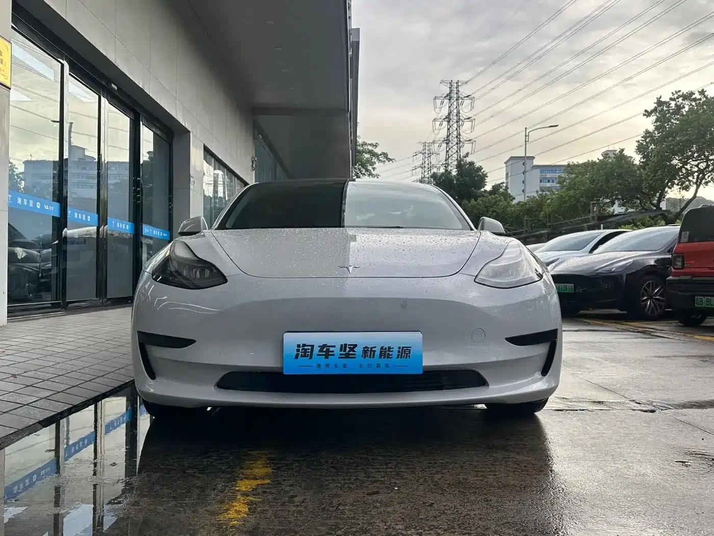 Model 3 2022 Rear-Wheel Drive — миниатюра 4
