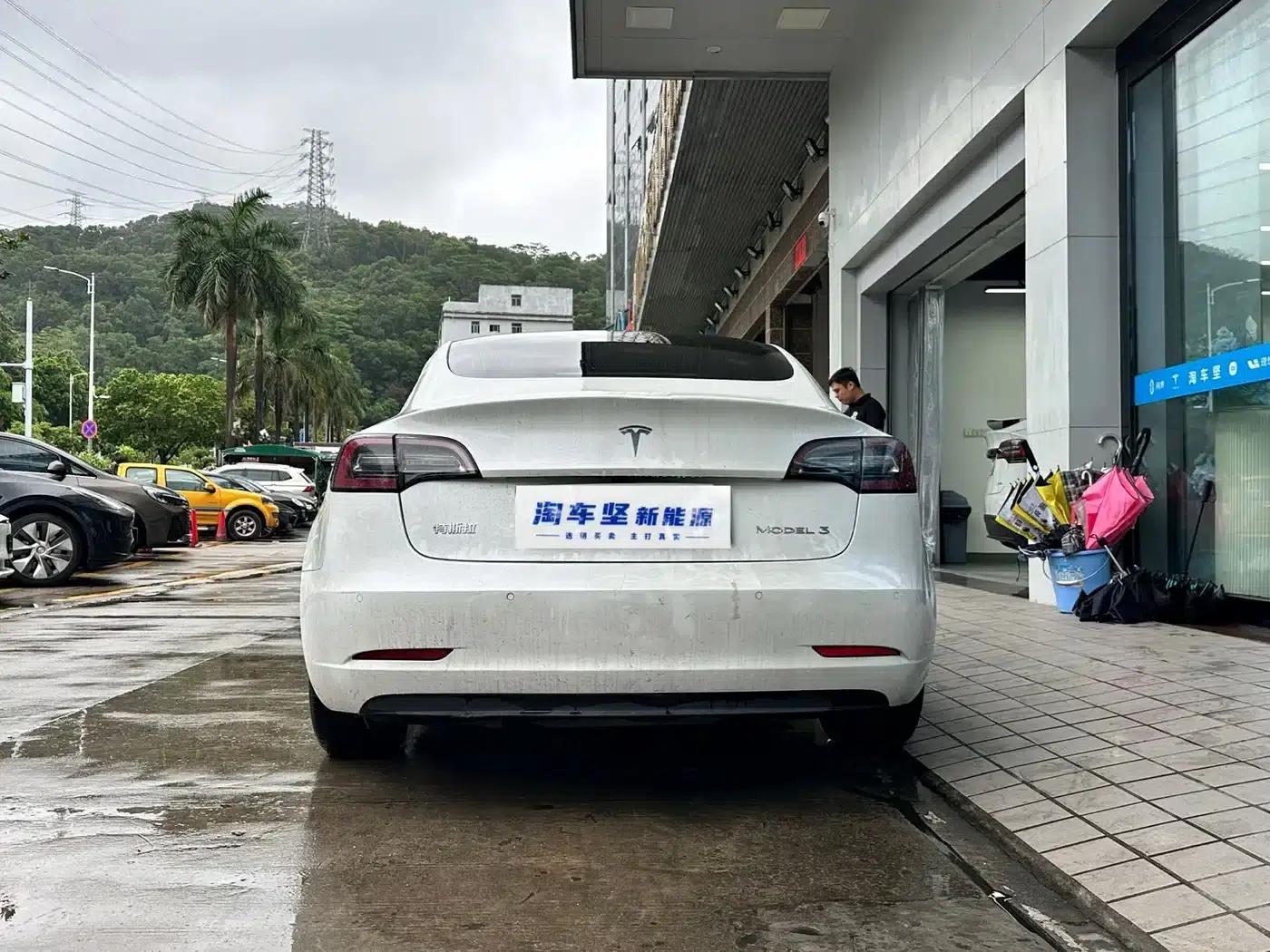 Model 3 2022 Rear-Wheel Drive — миниатюра 5