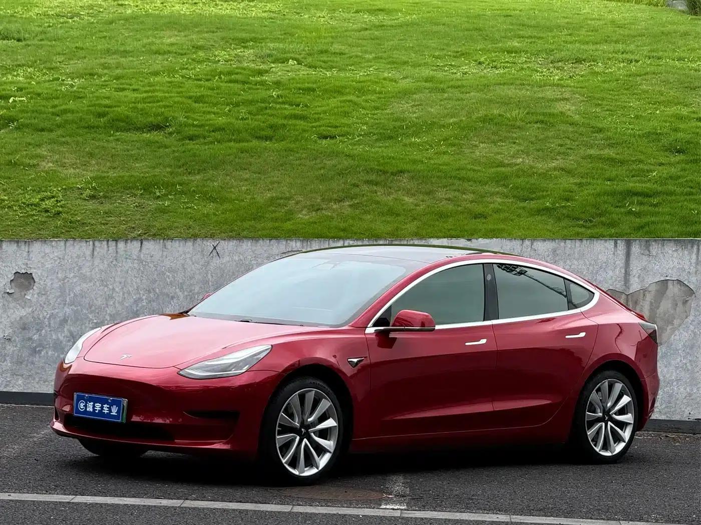 Model 3 2019 Standard Range Rear-Wheel Drive Upgrade — миниатюра 1