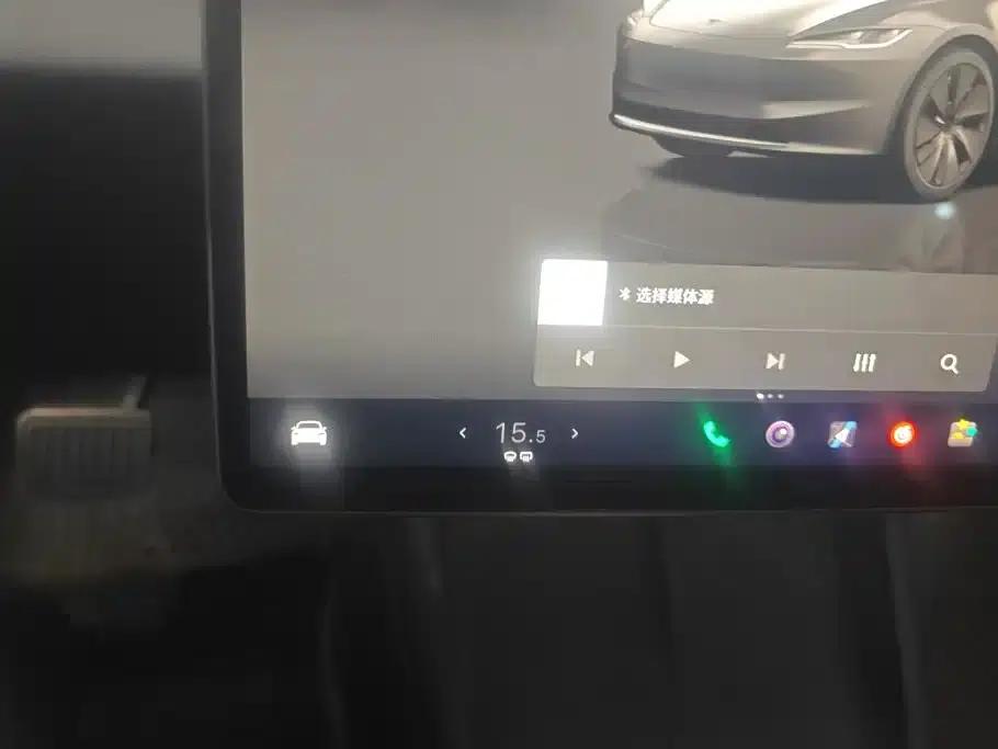 Model 3 2023 Rear-Wheel Drive — миниатюра 16