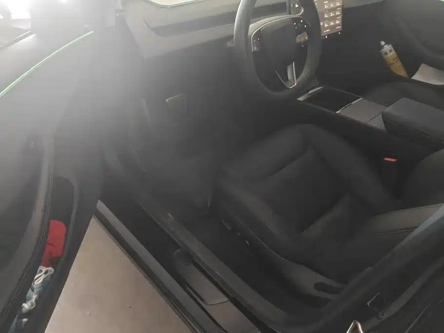 Model 3 2023 Rear-Wheel Drive — миниатюра 9