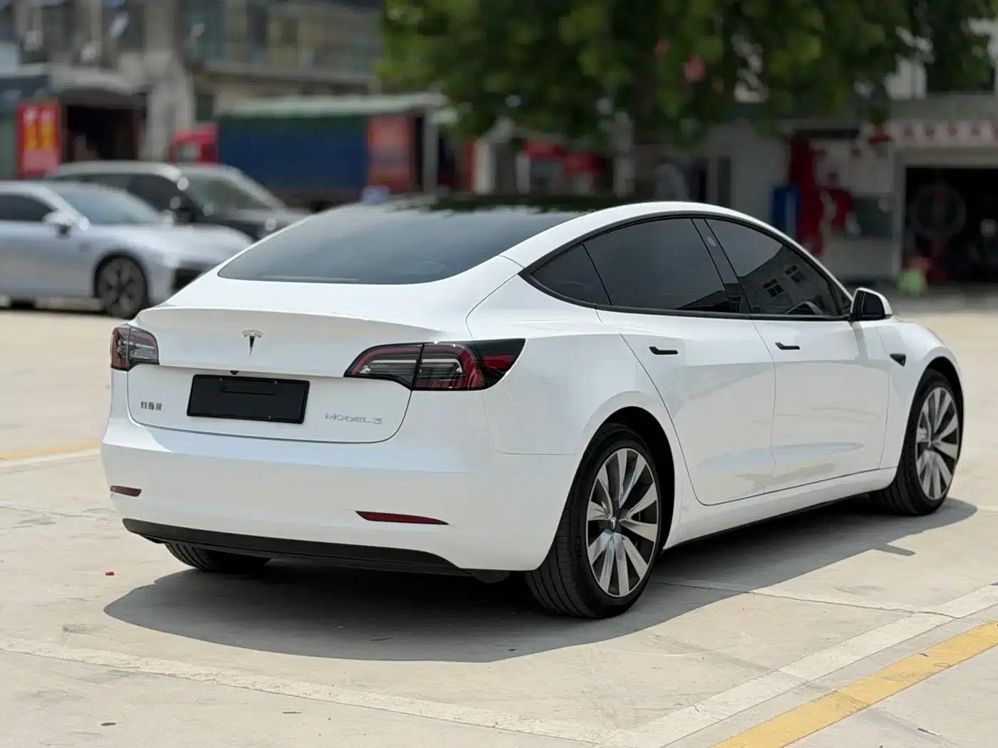 Model 3 2022 Rear-Wheel Drive — миниатюра 7