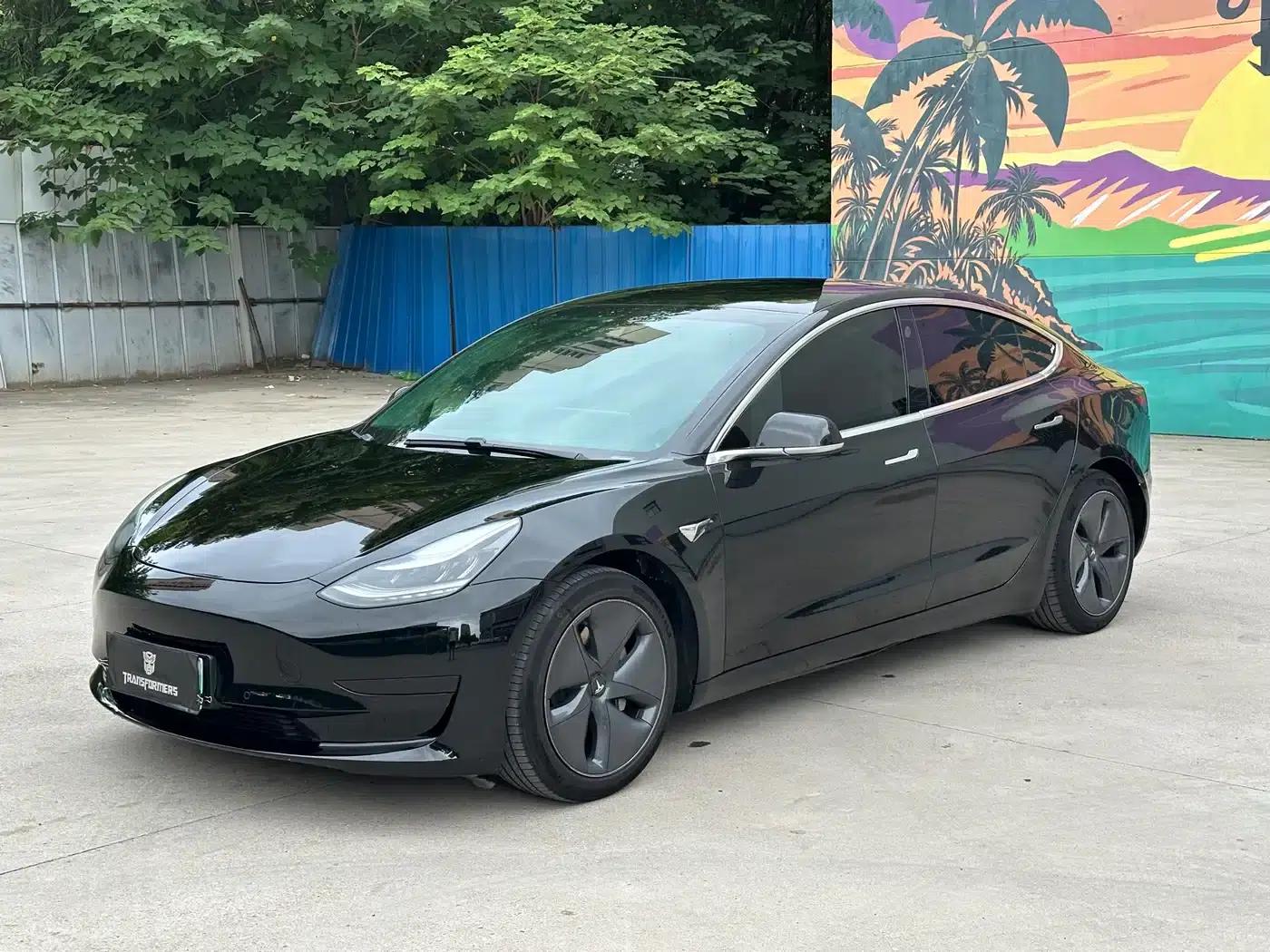 Model 3 2021 Facelift Standard Range Rear-Wheel Drive Upgrade Version 3D1 — миниатюра 1