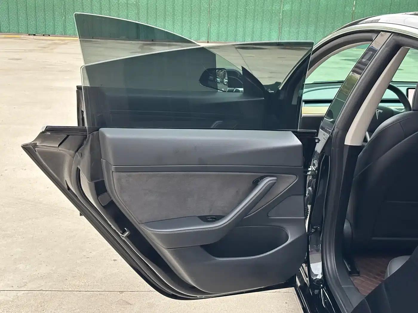 Model 3 2021 Facelift Standard Range Rear-Wheel Drive Upgrade Version 3D1 — миниатюра 15