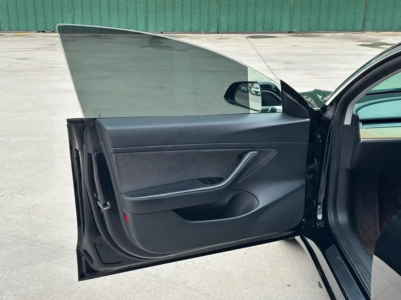 Model 3 2021 Facelift Standard Range Rear-Wheel Drive Upgrade Version 3D1 — миниатюра 17