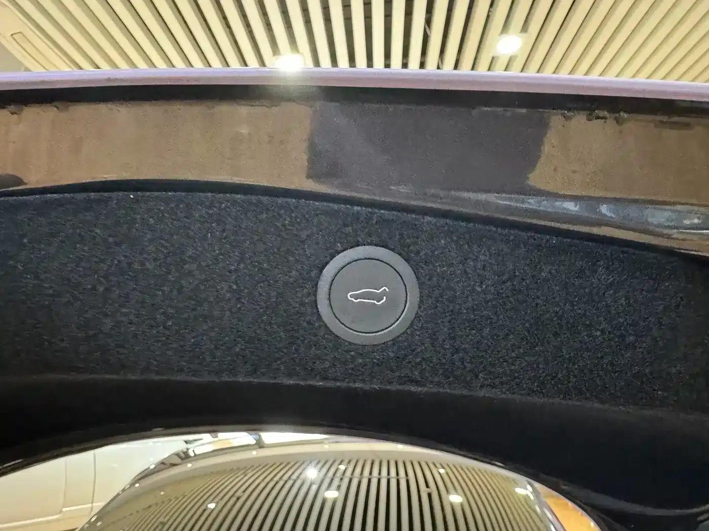 Model 3 2023 Rear-Wheel Drive — миниатюра 14