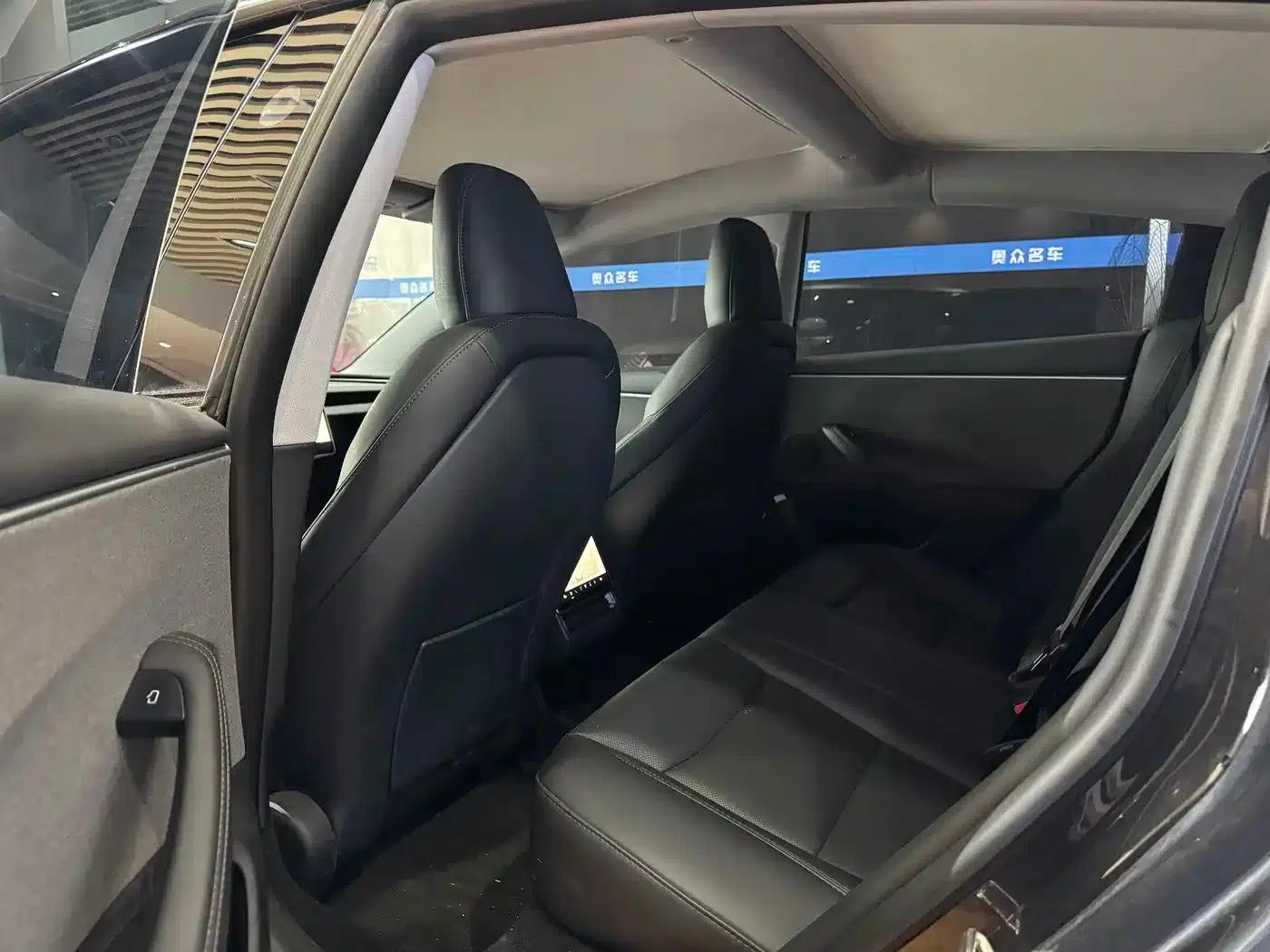 Model 3 2023 Rear-Wheel Drive — миниатюра 7