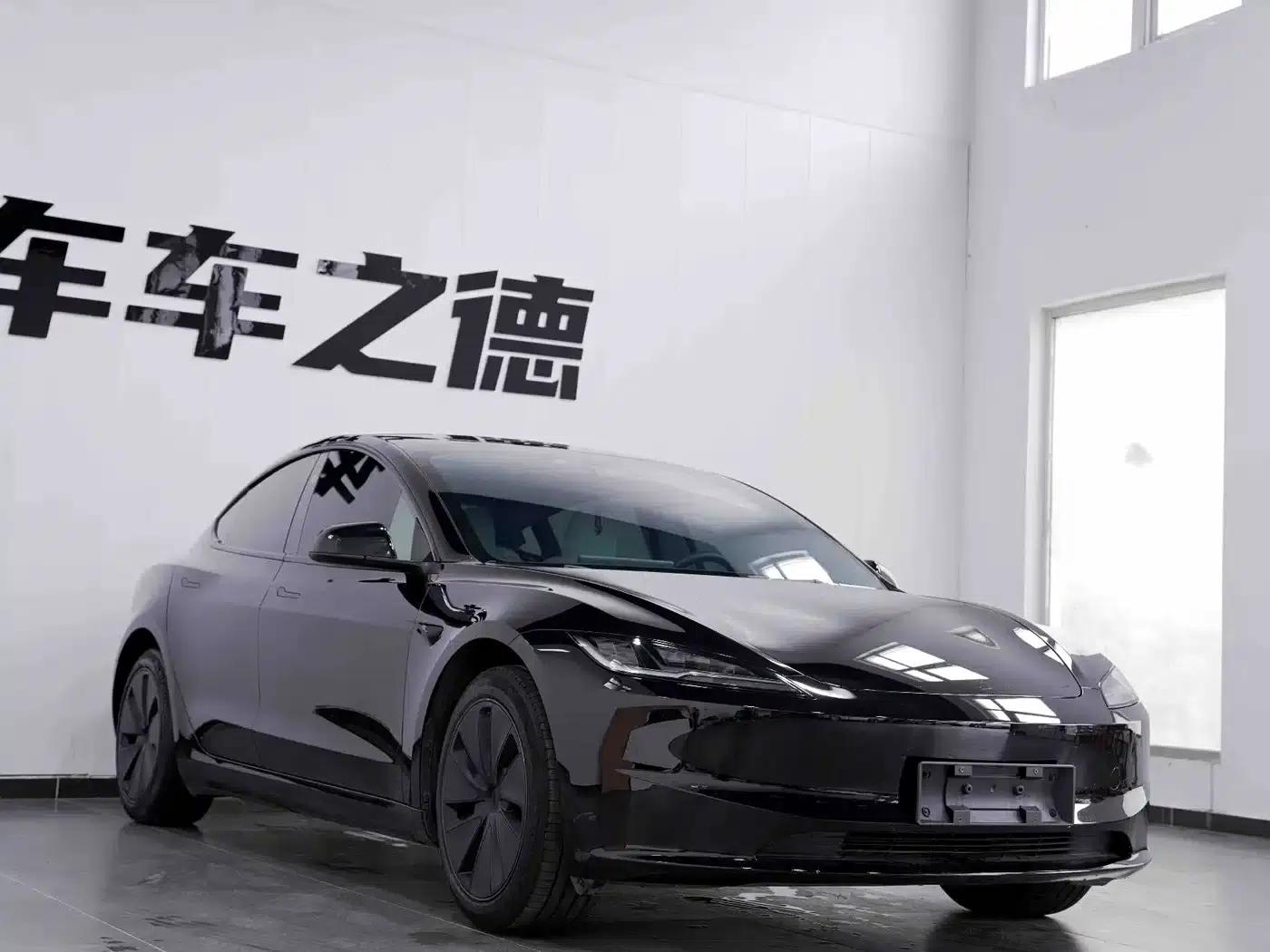 Model 3 2023 Rear-Wheel Drive — миниатюра 2