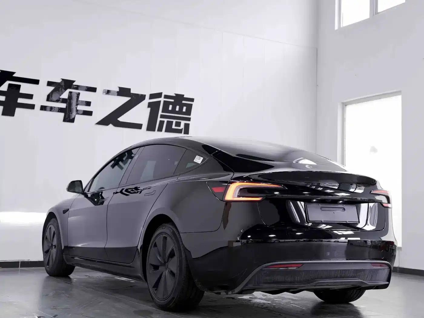 Model 3 2023 Rear-Wheel Drive — миниатюра 16