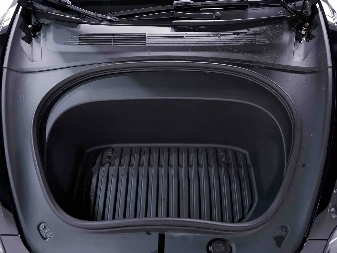 Model 3 2023 Rear-Wheel Drive — миниатюра 17