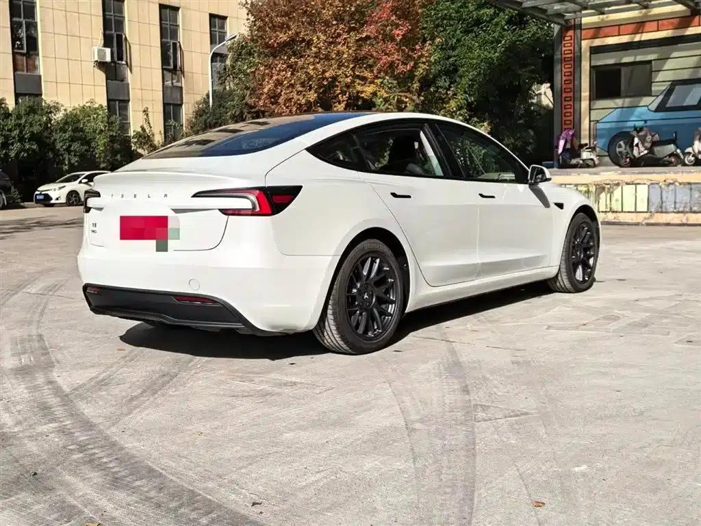 Model 3 2025 Rear-Wheel Drive — миниатюра 18