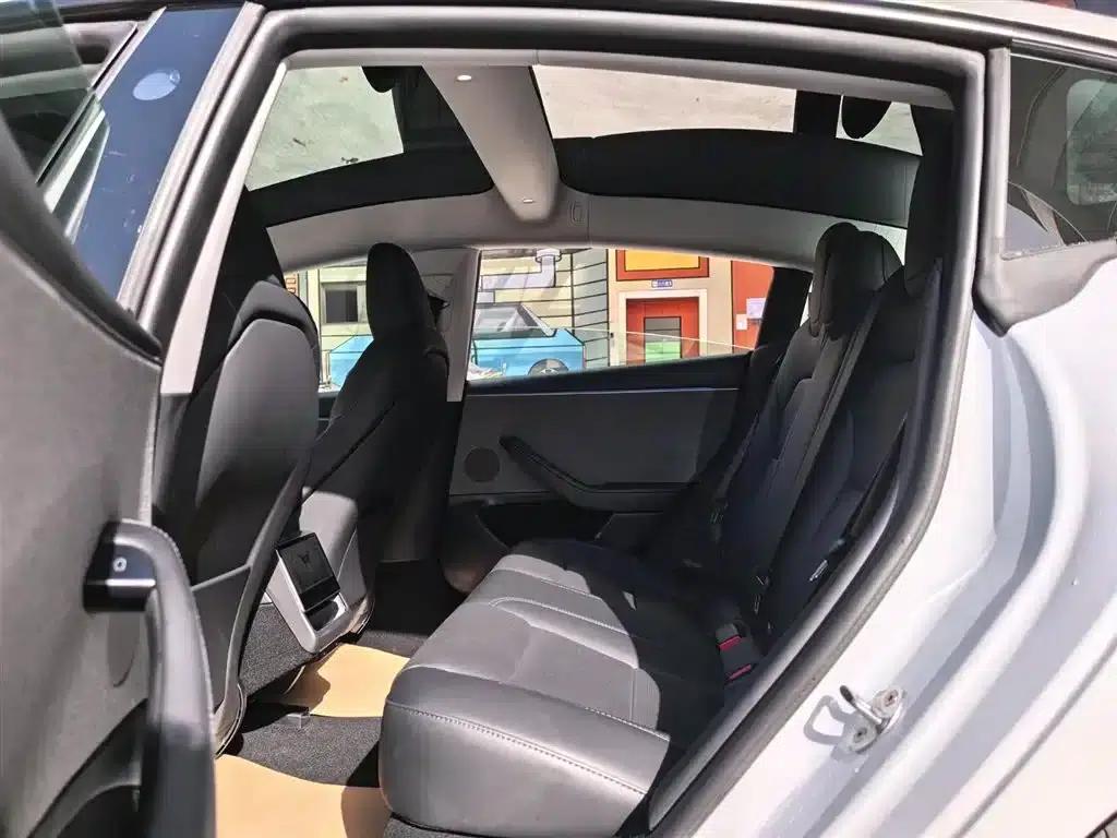 Model 3 2025 Rear-Wheel Drive — миниатюра 6