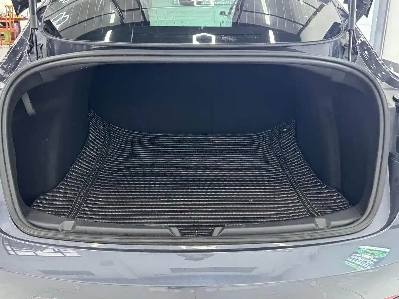Model 3 2025 Long Range Rear-Wheel Drive — миниатюра 15