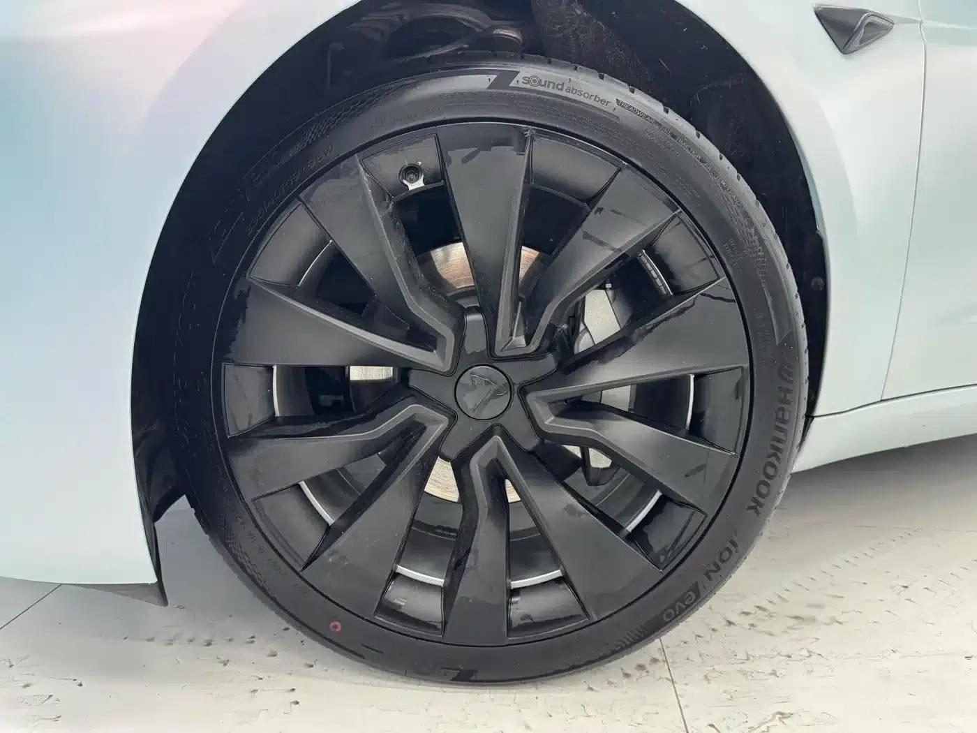 Model 3 2025 Long Range Rear-Wheel Drive — миниатюра 8