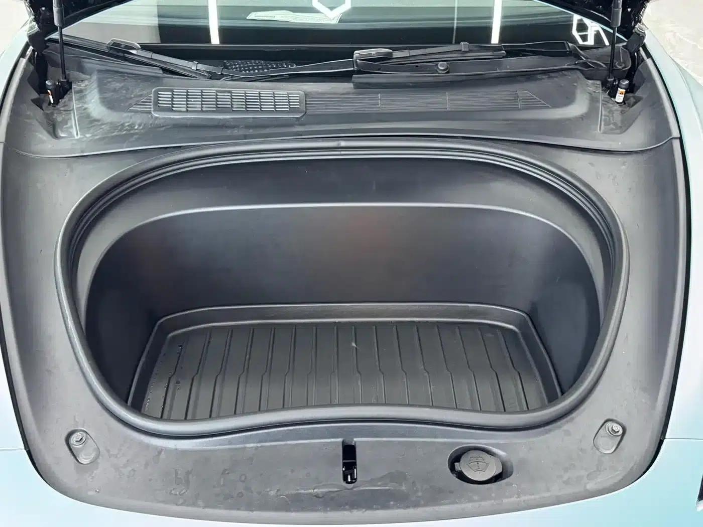 Model 3 2025 Long Range Rear-Wheel Drive — миниатюра 10