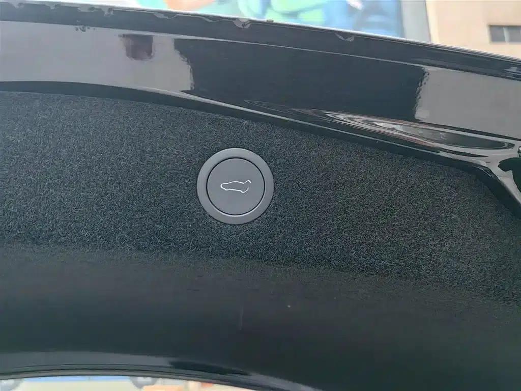 Model 3 2023 Rear-Wheel Drive — миниатюра 12