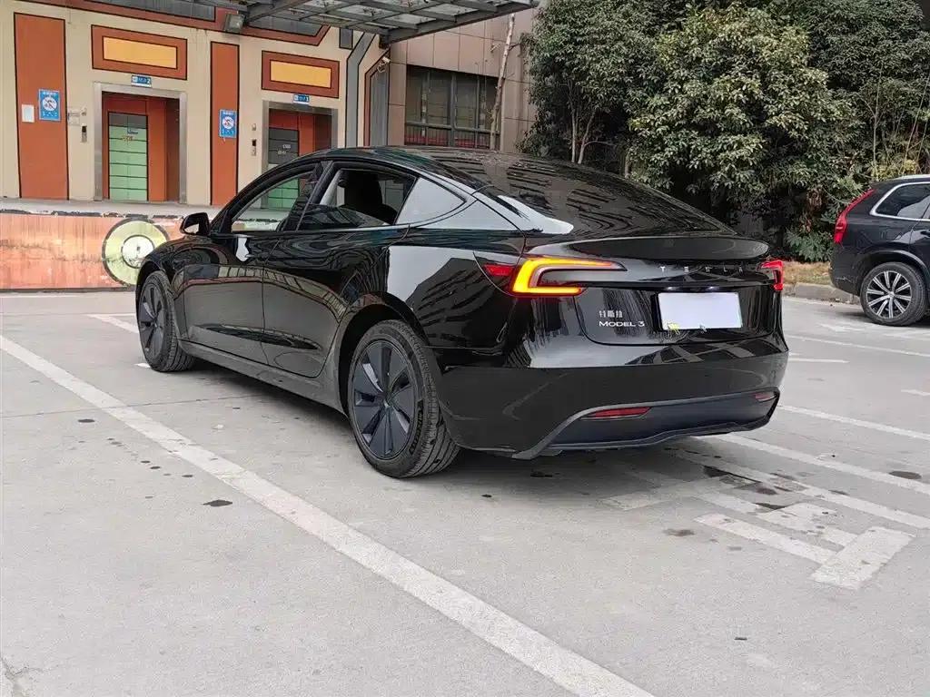 Model 3 2023 Rear-Wheel Drive — миниатюра 16